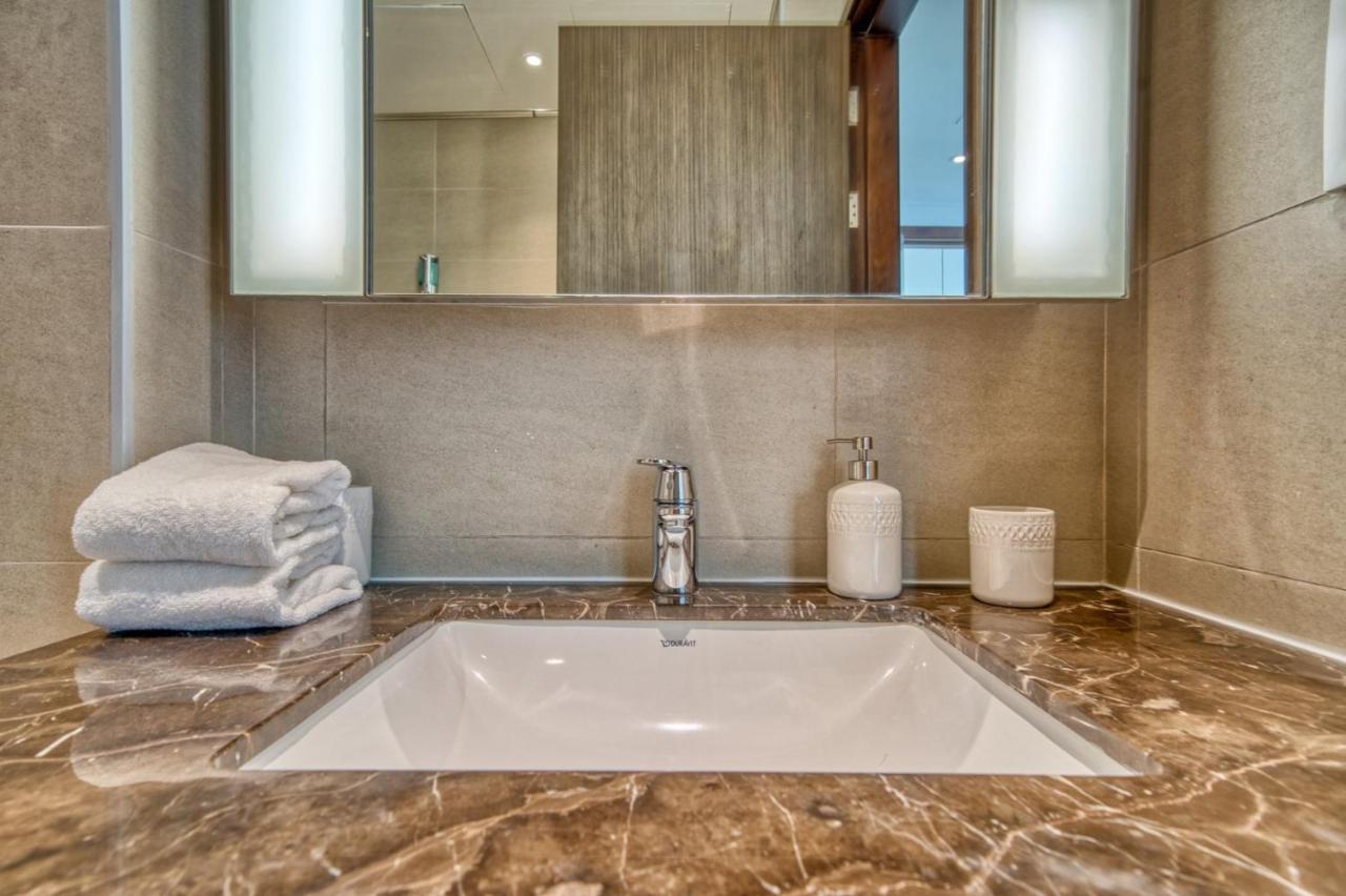 두바이 Boho-Chic Cosy 1Br, Minutes To Burj Khalifa 아파트 외부 사진